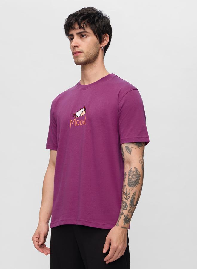 ذا سوليد ستور تيشيرت كاجوال بتفاصيل مُطرّزة - Image 3